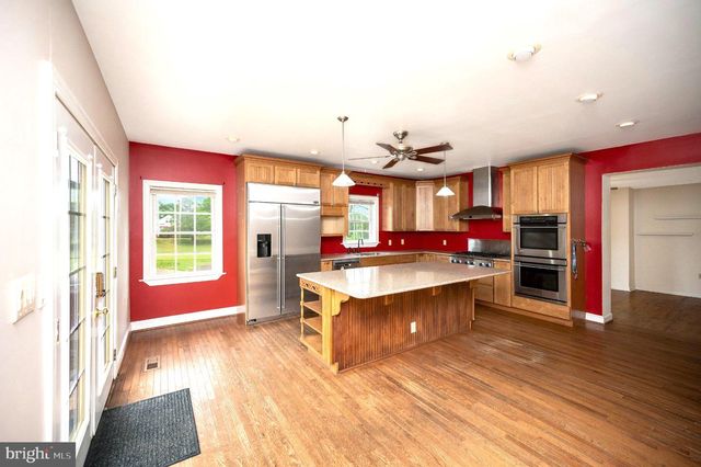 23202 VILLAGE RD, Unionville, VA 22567