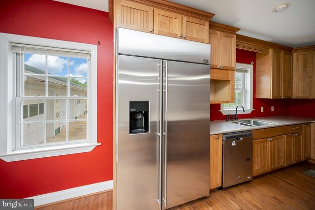 23202 VILLAGE RD, Unionville, VA 22567