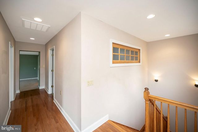 23202 VILLAGE RD, Unionville, VA 22567