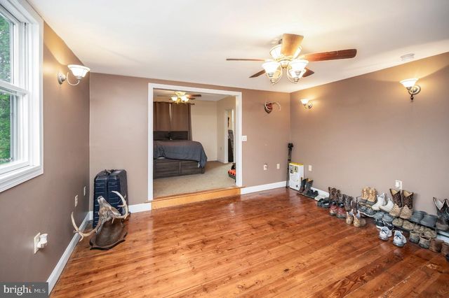 23202 VILLAGE RD, Unionville, VA 22567