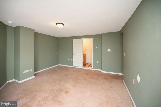23202 VILLAGE RD, Unionville, VA 22567