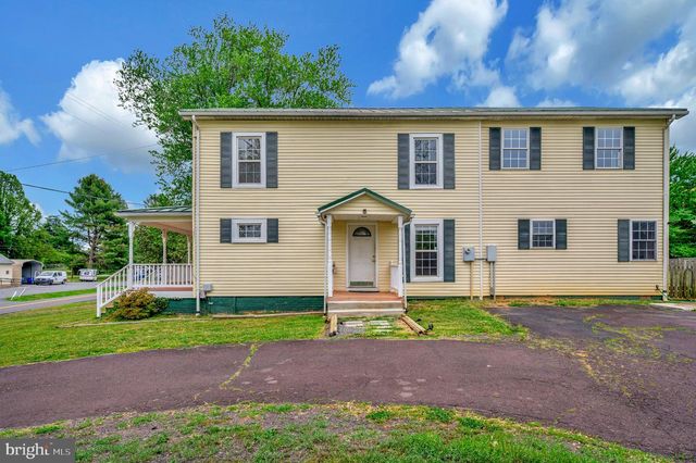 23202 VILLAGE RD, Unionville, VA 22567