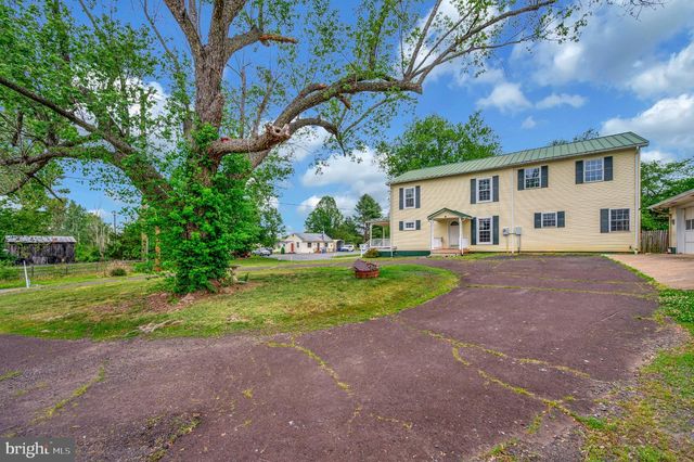 23202 VILLAGE RD, Unionville, VA 22567