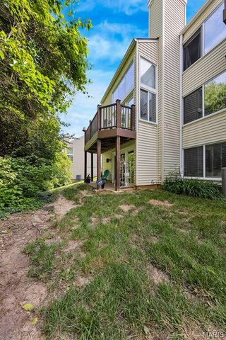 665 Highview Circle Drive, Ballwin, MO 63021