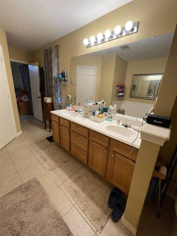 411 Estate DR, Hutto, TX 78634