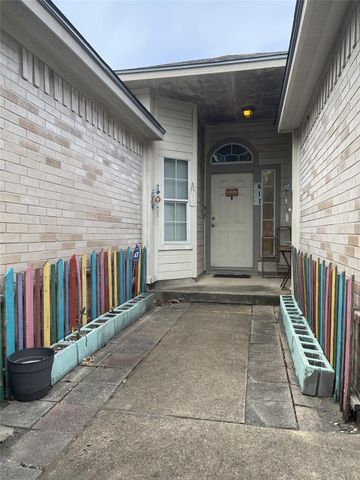 411 Estate DR, Hutto, TX 78634