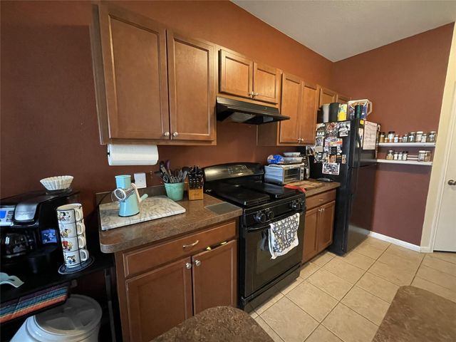 411 Estate DR, Hutto, TX 78634