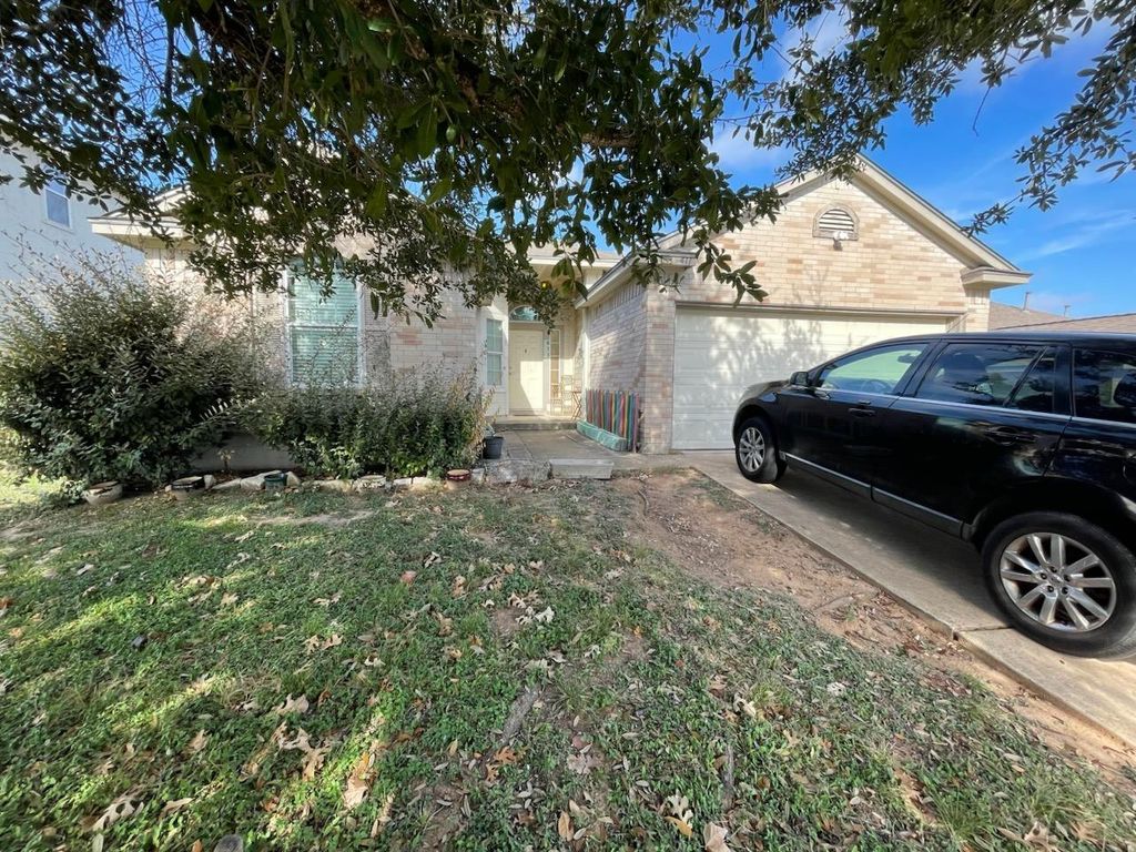 411 Estate DR, Hutto, TX 78634