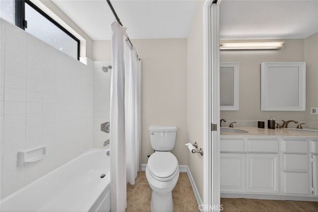 26 Claret 40, Irvine, CA 92614