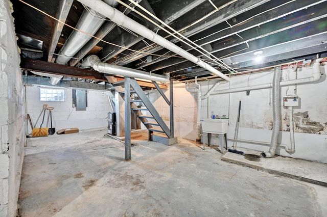 623 Cleveland Avenue, Taylor Mill, KY 41015