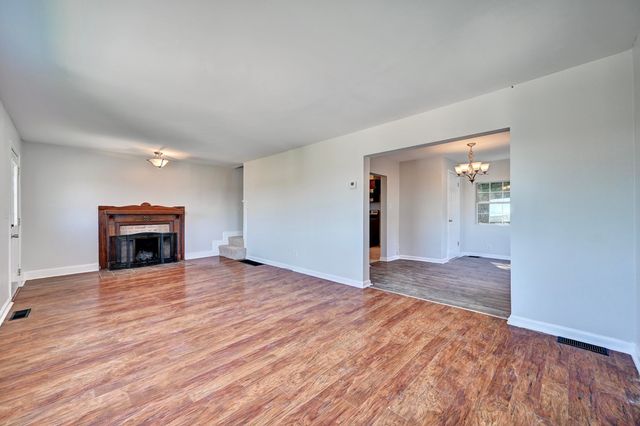 623 Cleveland Avenue, Taylor Mill, KY 41015