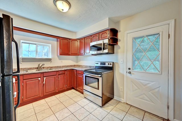 623 Cleveland Avenue, Taylor Mill, KY 41015