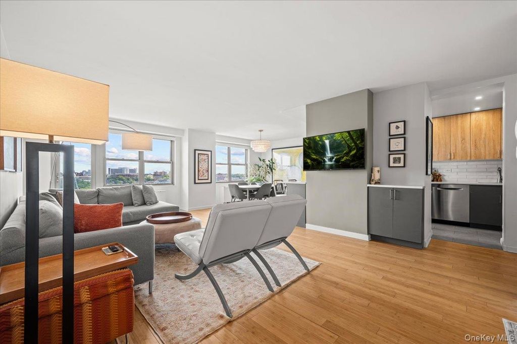 2500 Johnson Avenue 11P, Bronx, NY 10463 — exterior