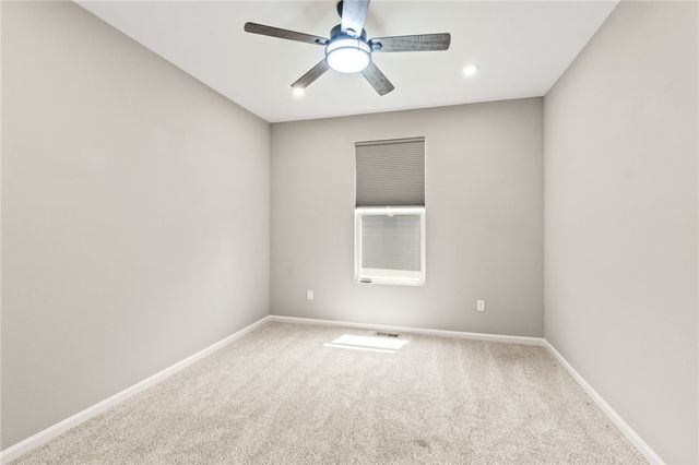 1189 Heathgate Way, Fairborn, OH 45324