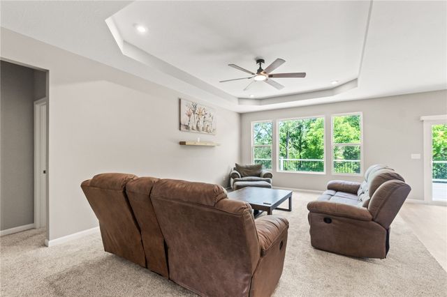 1189 Heathgate Way, Fairborn, OH 45324
