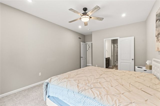 1189 Heathgate Way, Fairborn, OH 45324