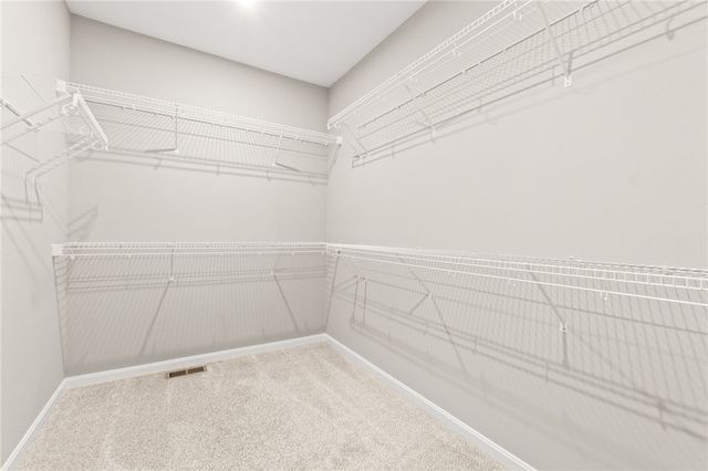 1189 Heathgate Way, Fairborn, OH 45324
