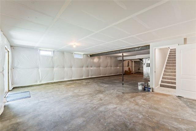 1189 Heathgate Way, Fairborn, OH 45324