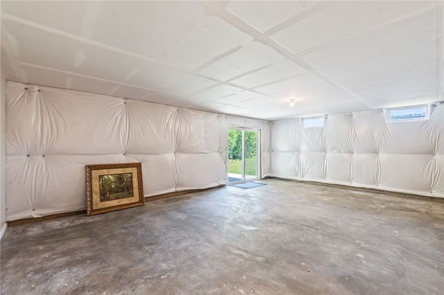1189 Heathgate Way, Fairborn, OH 45324