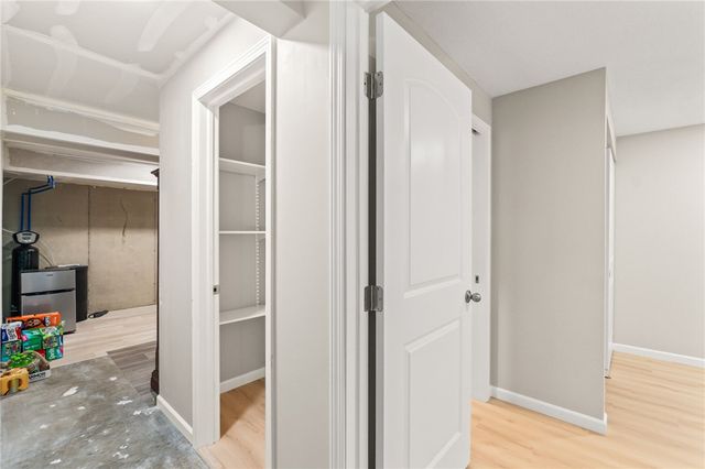1189 Heathgate Way, Fairborn, OH 45324