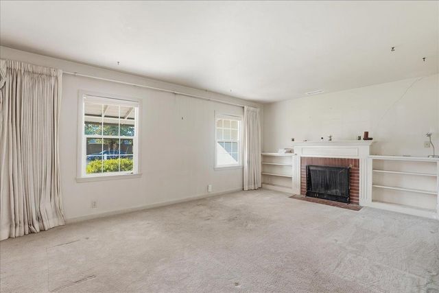 2631 Tioga Way, Sacramento, CA 95821