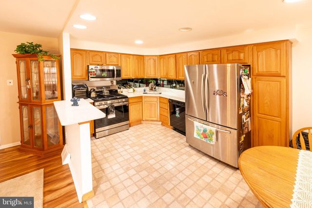 12307 DUNKS FERRY RD, Philadelphia, PA 19154