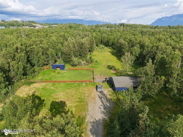 1825 S Creekside Drive, Wasilla, AK 99654