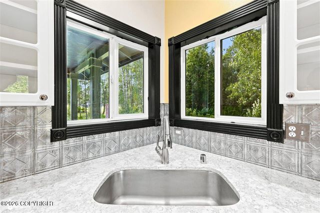 1825 S Creekside Drive, Wasilla, AK 99654