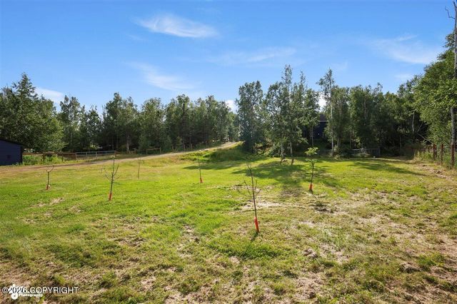 1825 S Creekside Drive, Wasilla, AK 99654
