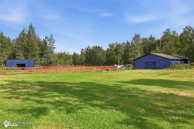 1825 S Creekside Drive, Wasilla, AK 99654