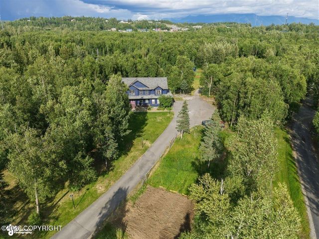 1825 S Creekside Drive, Wasilla, AK 99654
