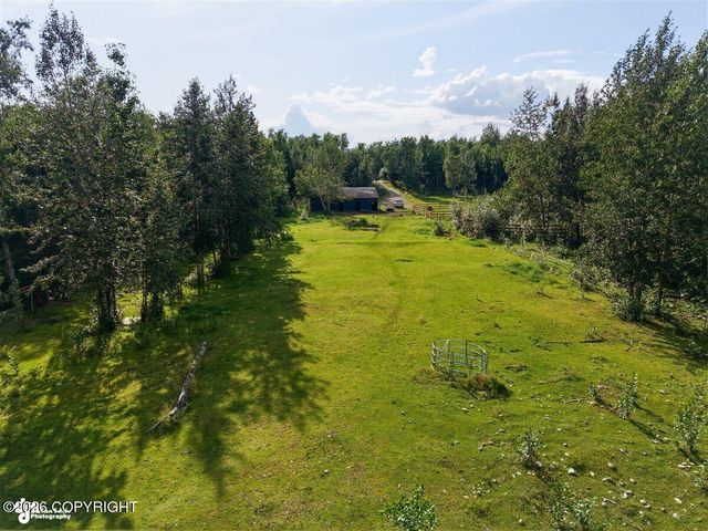 1825 S Creekside Drive, Wasilla, AK 99654
