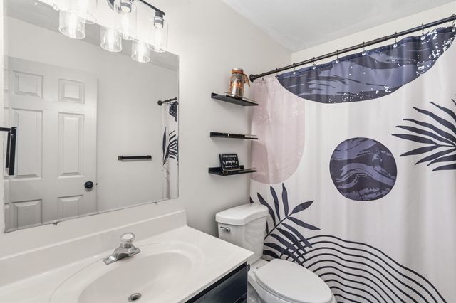 2104 LAFAYETTE CT, Columbia, MO 65202