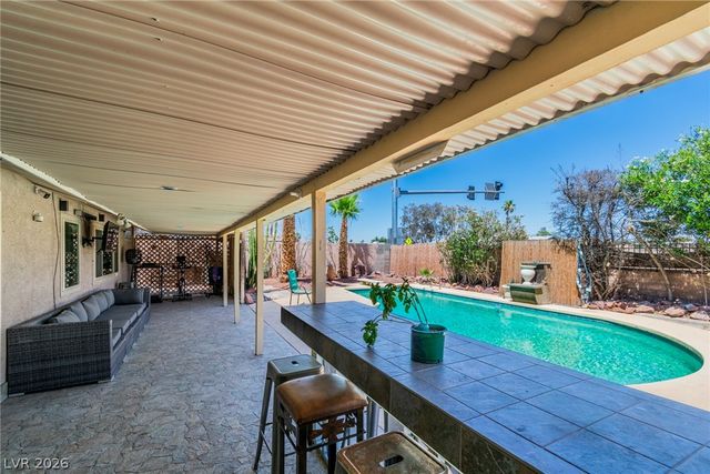 4460 Cranbrook Way, Las Vegas, NV 89103