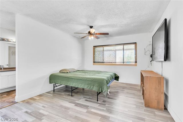 4460 Cranbrook Way, Las Vegas, NV 89103