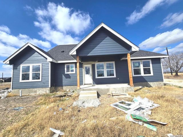 123 Ranchero, Natalia, TX 78059