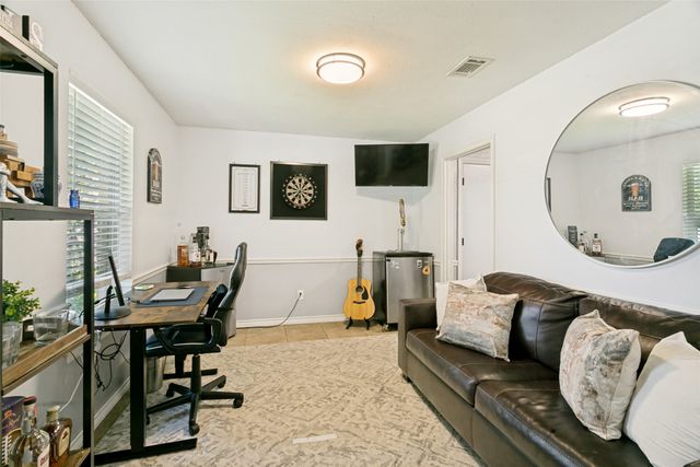 909 Hillside Lane, Flower Mound, TX 75028