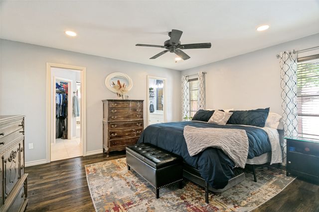 909 Hillside Lane, Flower Mound, TX 75028
