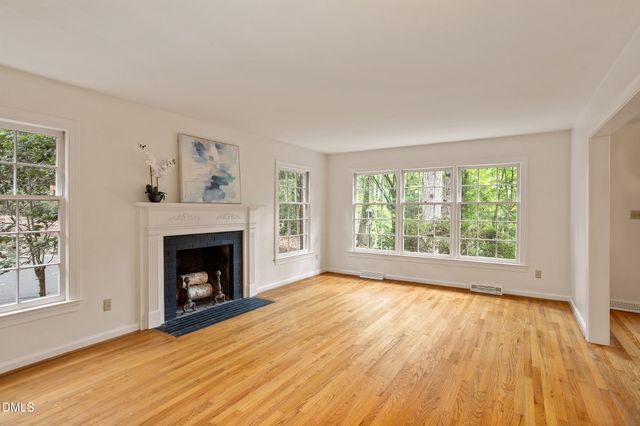 1 Tadley Drive, Chapel Hill, NC 27514