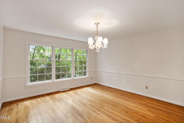 1 Tadley Drive, Chapel Hill, NC 27514