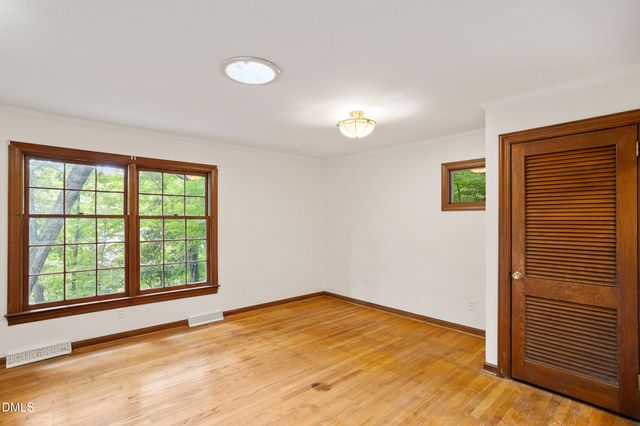 1 Tadley Drive, Chapel Hill, NC 27514
