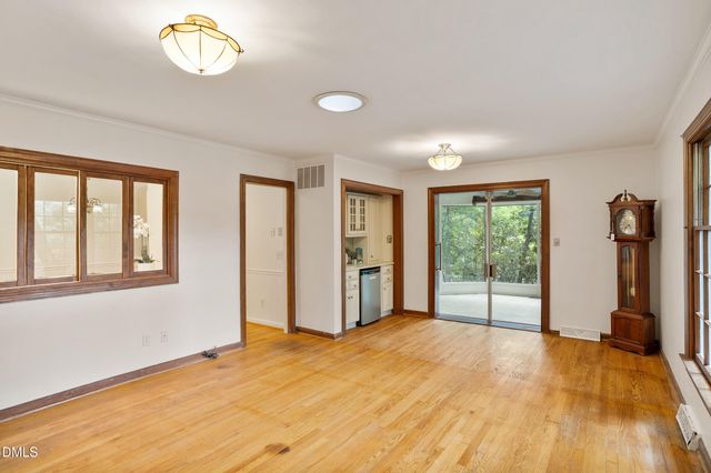 1 Tadley Drive, Chapel Hill, NC 27514