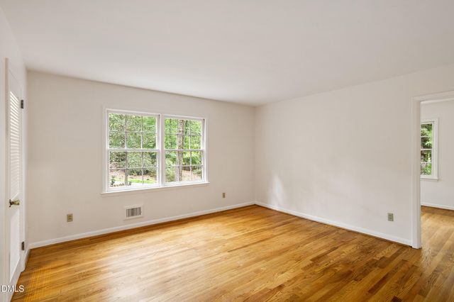1 Tadley Drive, Chapel Hill, NC 27514