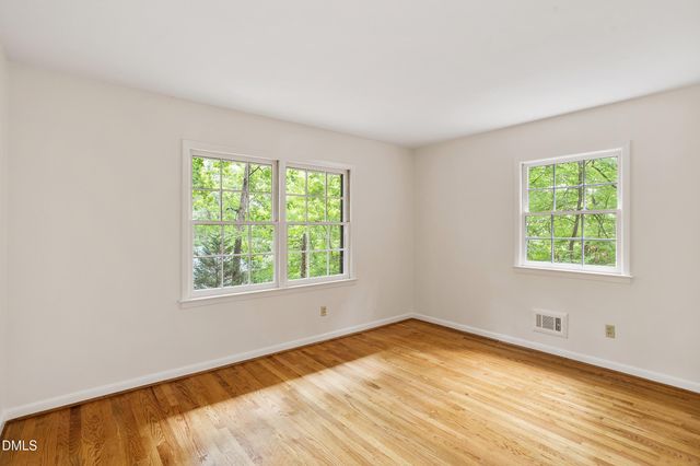 1 Tadley Drive, Chapel Hill, NC 27514