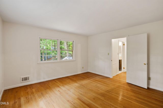 1 Tadley Drive, Chapel Hill, NC 27514