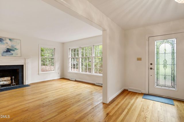 1 Tadley Drive, Chapel Hill, NC 27514