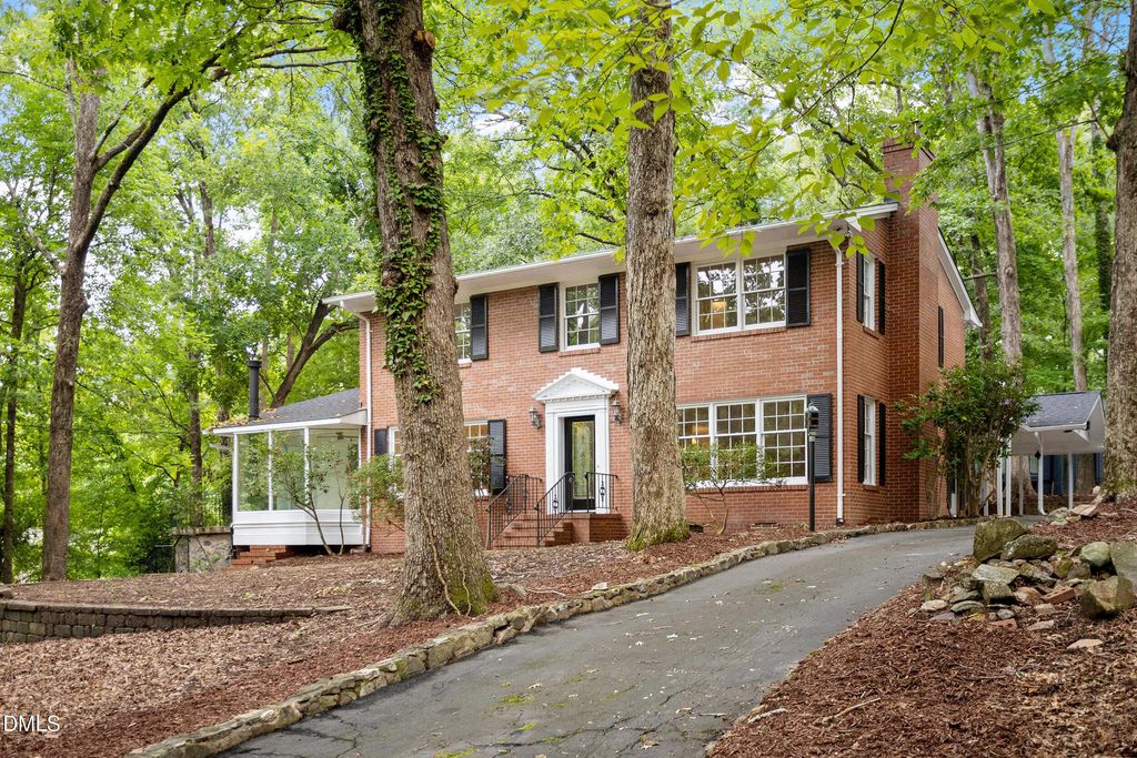 1 Tadley Drive, Chapel Hill, NC 27514