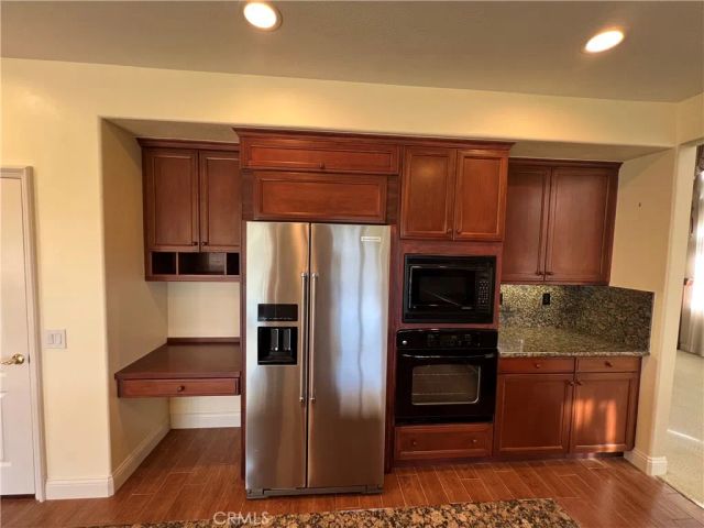 12390 Fairbanks, Tustin, CA 92782