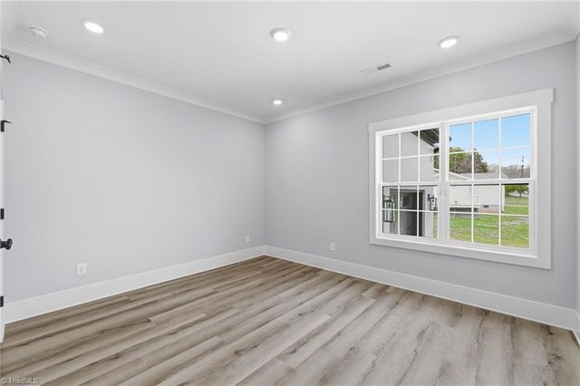 5933 N Church Street, Greensboro, NC 27455