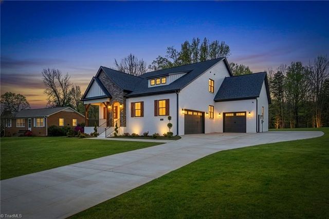 5933 N Church Street, Greensboro, NC 27455